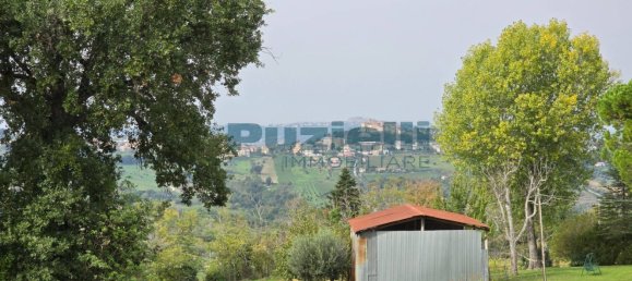 4غرفة منزل في Monte Vidon Corrado, Italy رقم 173613 20