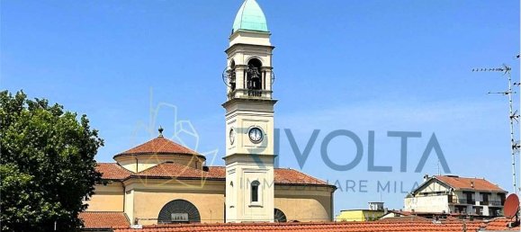 1 bedroom Apartment in Milan, Italy No. 362086 2