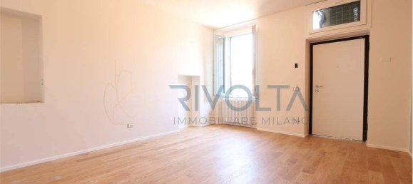 1 bedroom Apartment in Milan, Italy No. 362086 6