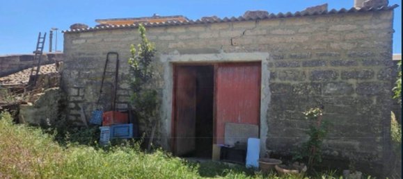 85m² Commercial property in Mazzarrone, Italy No. 377203 6