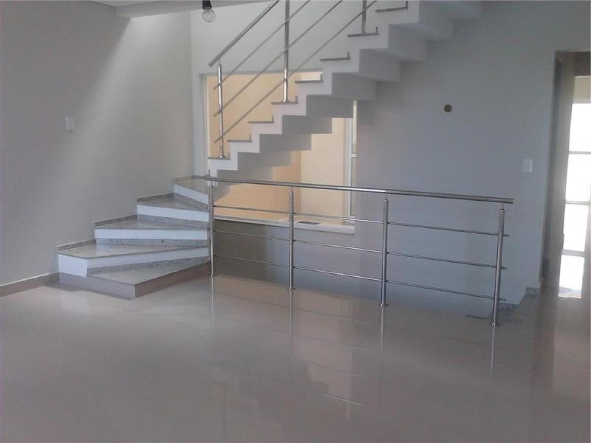 Дом с 3 спальнями в Сан-Паулу, Бразилия № 469415