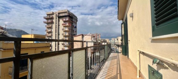 Apartamento de 5 habitaciónes en Palermo, Italy No. 33559 16