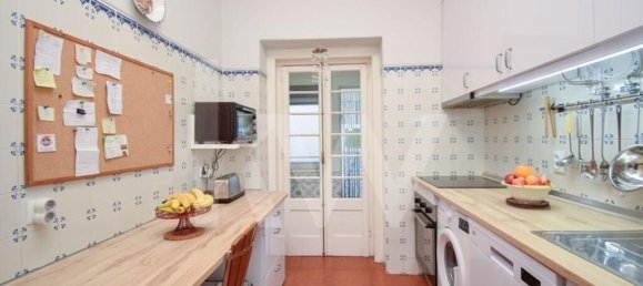 5 bedrooms Villa in Cascais, Portugal No. 146111 16