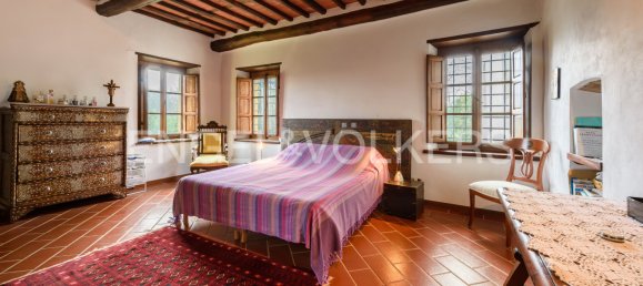 5 bedrooms Villa in Capannori, Italy No. 51257 9