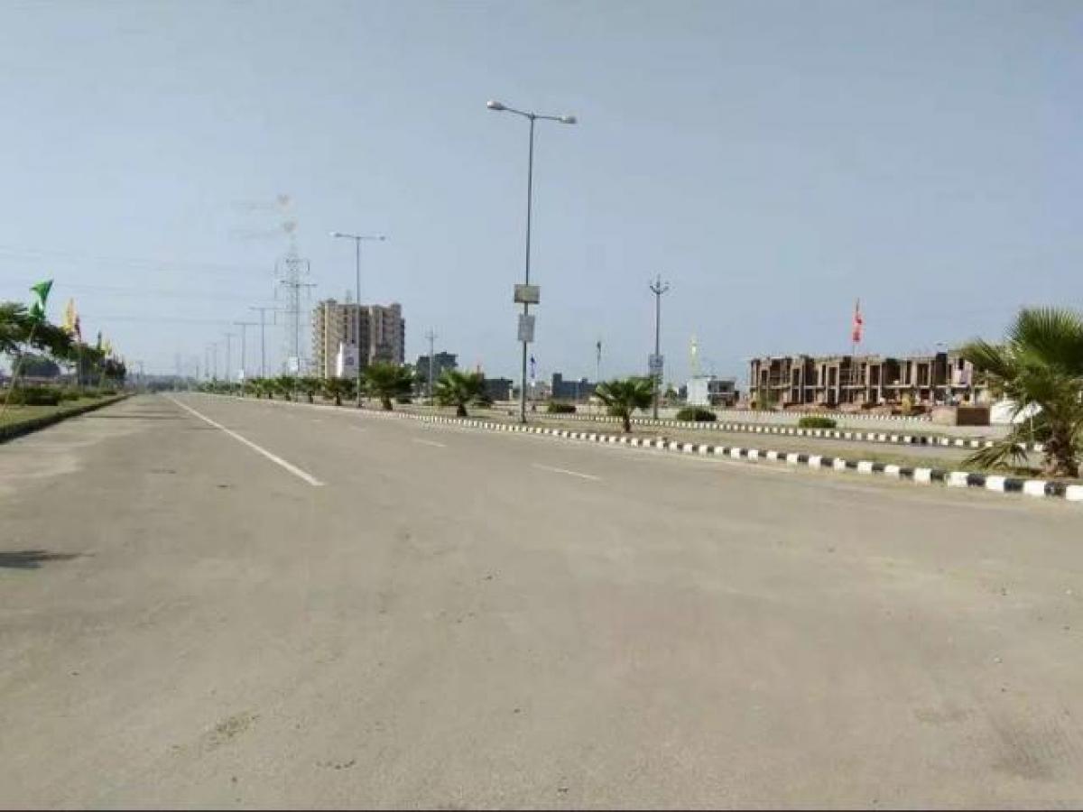  Land in Mohali, India No. 40018