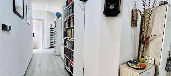 4 rooms Apartment in Trieste, Italy No. 12429 7