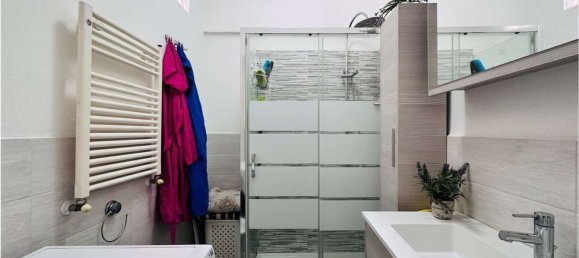 4 rooms Apartment in Trieste, Italy No. 12429 22