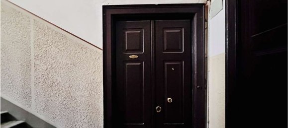 4 rooms Apartment in Trieste, Italy No. 12429 4