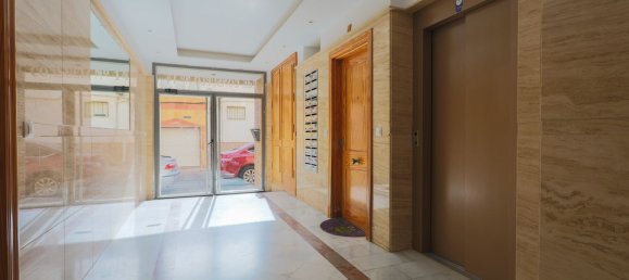 Квартира с 2 спальнями в Альмерия, Испания № 154008 2