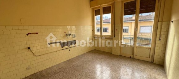 Квартира с 2 спальнями в Импрунета, Италия № 163999 27