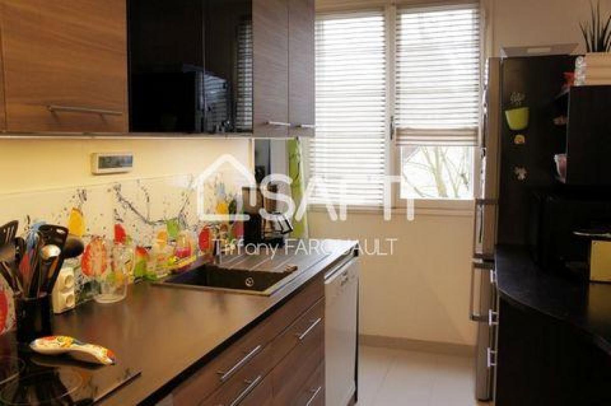 Apartamento T3 em Crosne, France N.º 26025