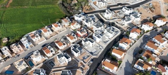 3 Schlafzimmer Villa in Pernera, Cyprus, Nr. 9230 30