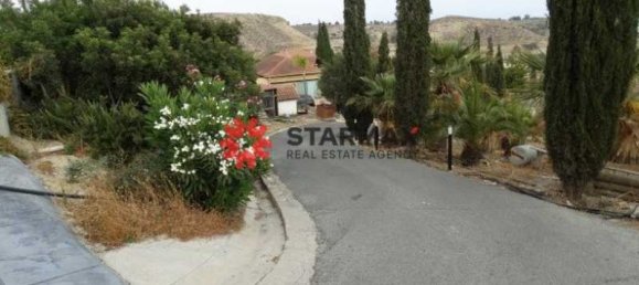 Propiedad comercial de 4 dormitorios en Pyla, Cyprus No. 80829 15