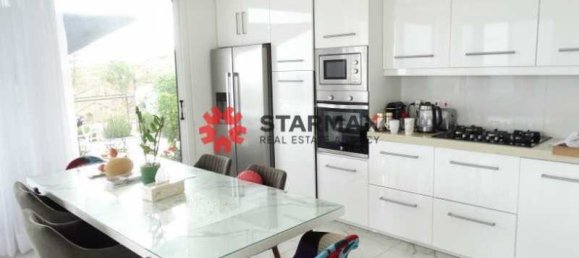 Propiedad comercial de 4 dormitorios en Pyla, Cyprus No. 80829 11