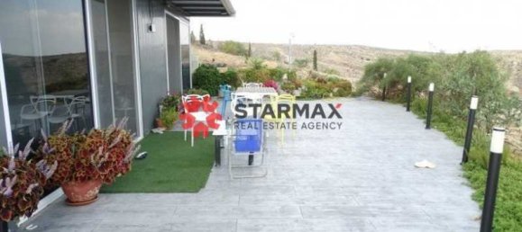 Propiedad comercial de 4 dormitorios en Pyla, Cyprus No. 80829 4