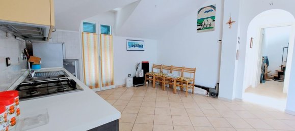 3-salle Appartement à Diano Marina, Italy No. 267900 4