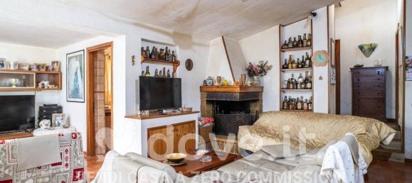 3 bedrooms Villa in Taranto, Italy No. 13961 4