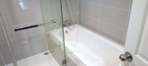 Apartamento com 2 quartos em condomínio em Belle Grand Rama 9 Bangkok, Thailand N.º 30952 8