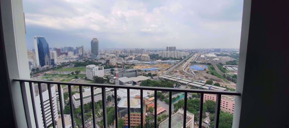 Apartamento com 2 quartos em condomínio em Belle Grand Rama 9 Bangkok, Thailand N.º 30952 2