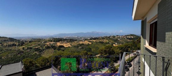 3 bedrooms Apartment in Atri, Italy No. 301407 22