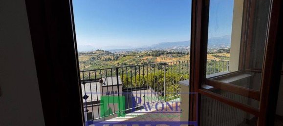 3 bedrooms Apartment in Atri, Italy No. 301407 16