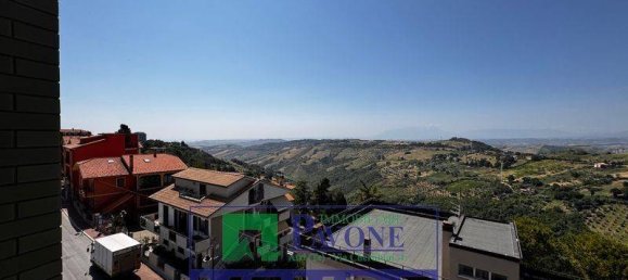 3 bedrooms Apartment in Atri, Italy No. 301407 18