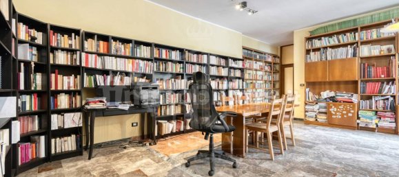 2 bedrooms Apartment in Bologna, Italy No. 335172 2