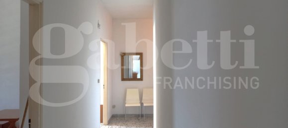 2 bedrooms Apartment in Bari, Italy No. 325862 12
