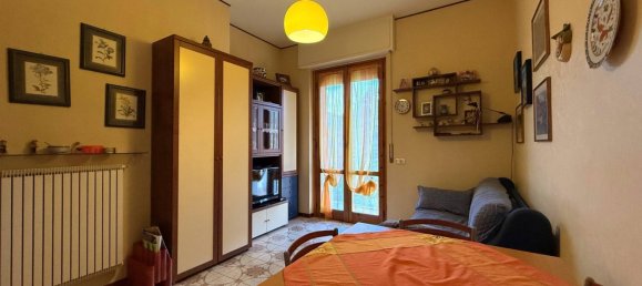 Studio in Loano, Italy, Nr. 144110 3