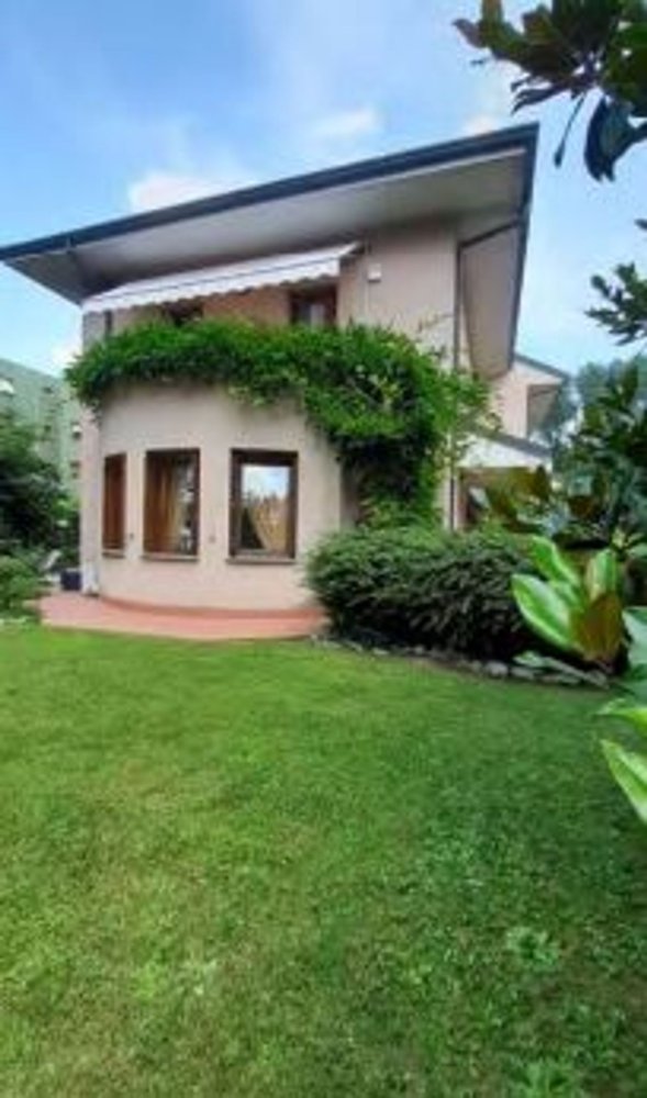 5-salle Maison à Arese, Italy No. 96316