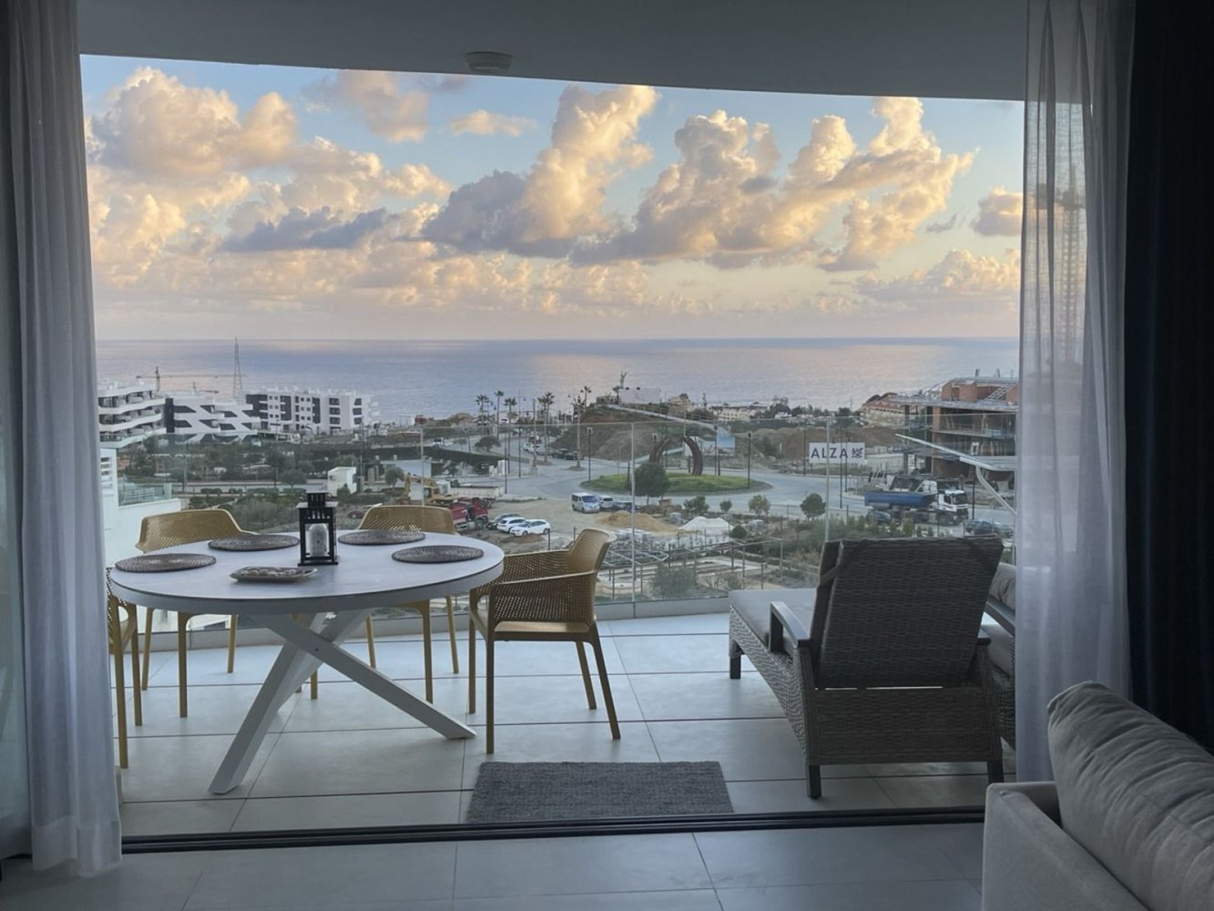 Apartamento de 2 dormitorios en Fuengirola, Spain No. 146679