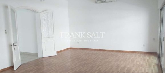 204m² Office in Sliema, Malta No. 11942 8