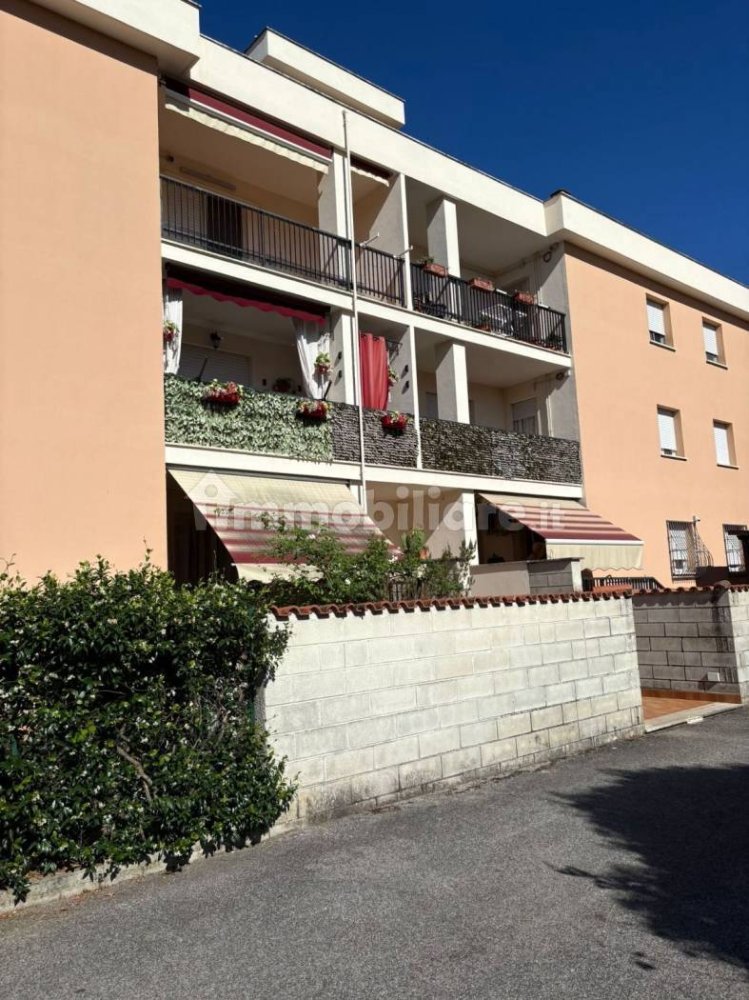 3 bedrooms Apartment in Artena, Italy No. 300943
