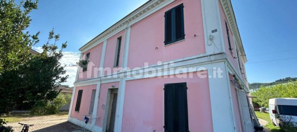 1 bedroom Apartment in San Giovanni Teatino, Italy No. 284162 7