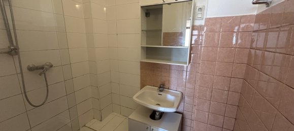 1 bedroom Apartment in Paris, France No. 189908 5