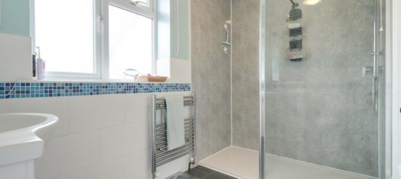 3 bedrooms House in Exmouth, United Kingdom No. 13574 13