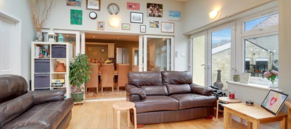 3 bedrooms House in Exmouth, United Kingdom No. 13574 4