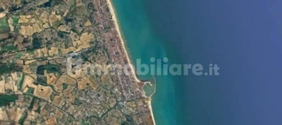 Гараж с 1 комнатой в Сант Эльпидио а Маре, Италия № 312200 5