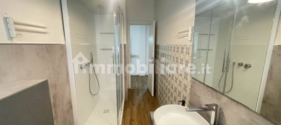 2 bedrooms Apartment in Florence, Italy No. 310394 16