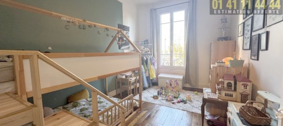 Apartamento de 2 dormitorios en Courbevoie, France No. 142706 10
