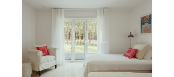 6 bedrooms Villa in Cascais, Portugal No. 137194 12