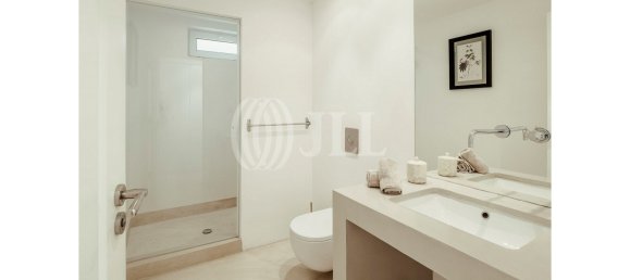 6 bedrooms Villa in Cascais, Portugal No. 137194 22