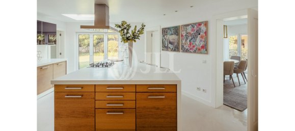 6 bedrooms Villa in Cascais, Portugal No. 137194 10