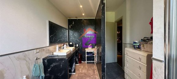 5 rooms House in Orzinuovi, Italy No. 282381 9