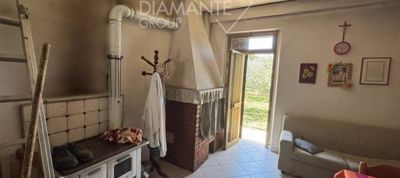 3 chambres Maison à Castiglione del Lago, Italy No. 235258 5