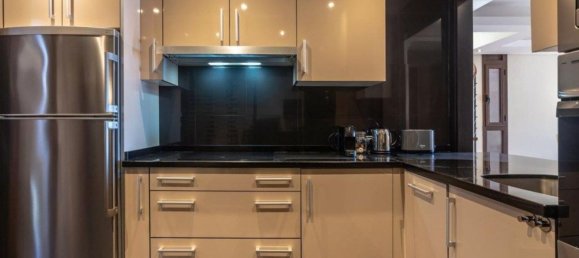 2 bedrooms Penthouse in Estepona, Spain No. 53058 10