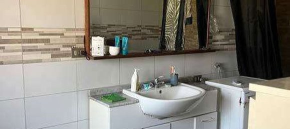 3 rooms Apartment in Mezzanino, Italy No. 286631 3