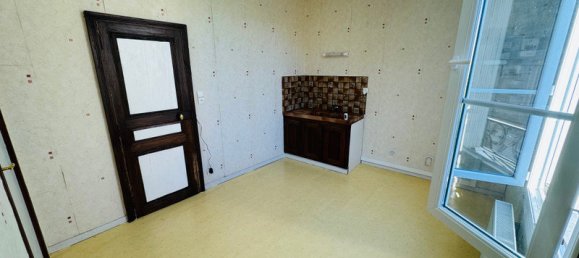 4 chambres Bâtiment à Montbazon, France No. 241437 8