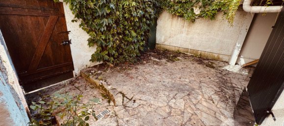 4 chambres Bâtiment à Montbazon, France No. 241437 10