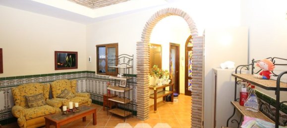 6 bedrooms House in Benamargosa, Spain No. 48243 4